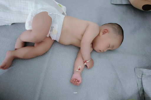 海拉尔宝宝过敏了该如何处理